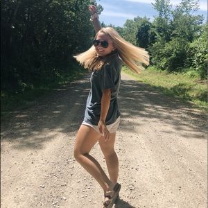 Meet your Posher, Laura